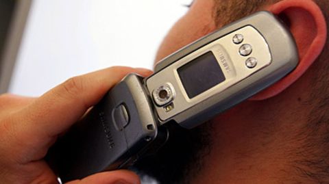 Erhöht häufiges Telefonieren mit dem Handy das Krebsrisiko? So genau kann das niemand beantworten
