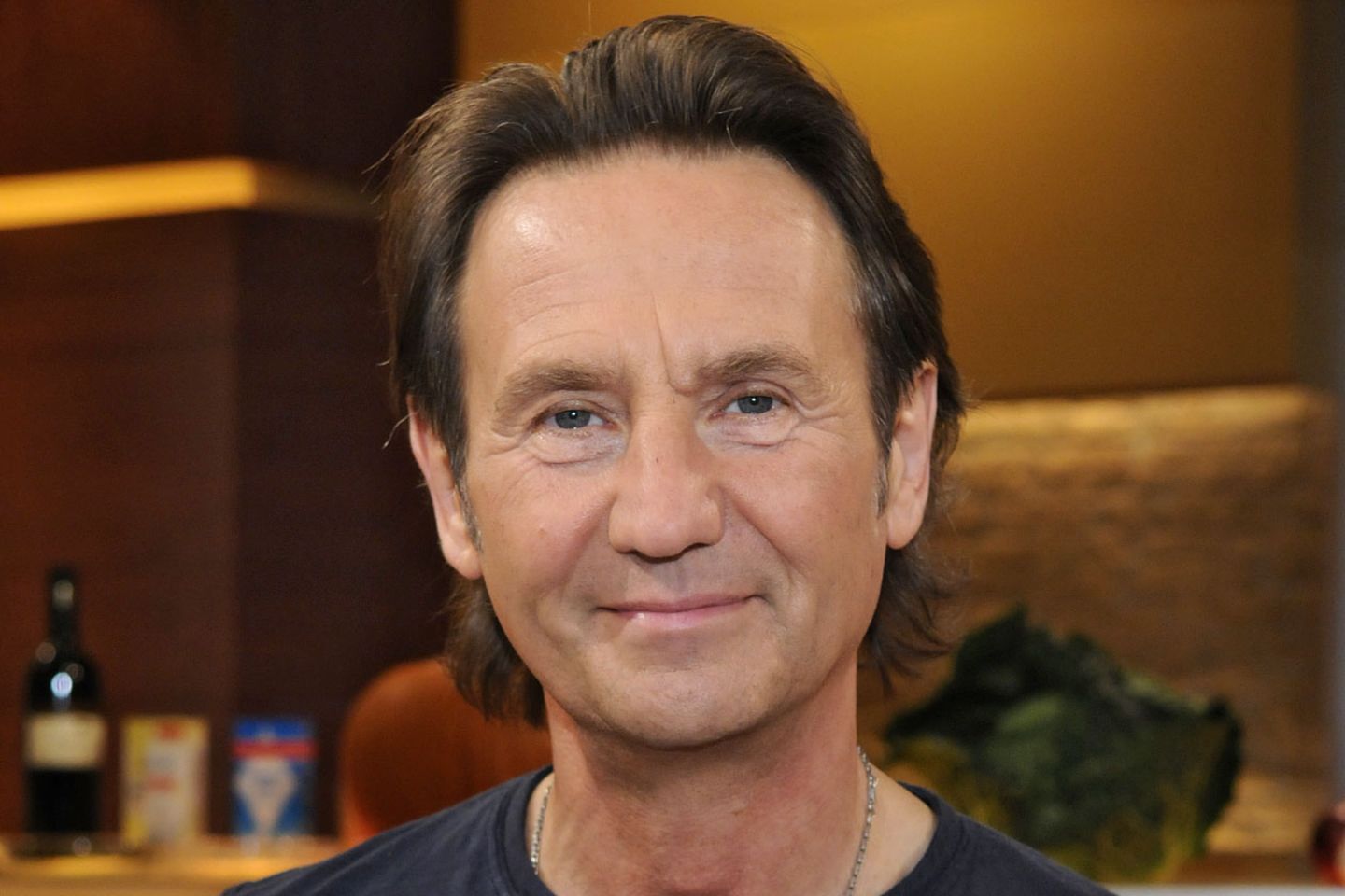 Ralf Brosius wirbt für Wildkräuter, seine "Lebensretter aus der Natur"