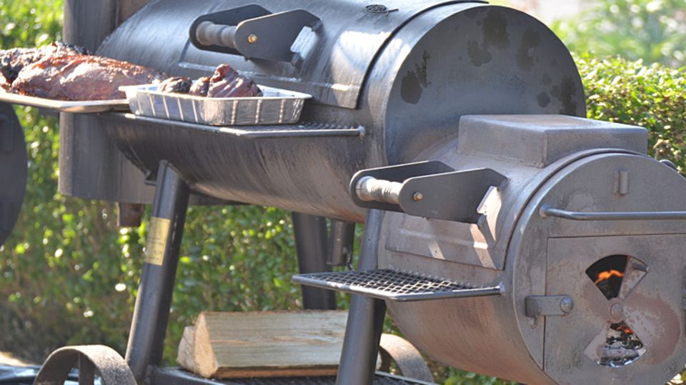 Smoker: Low and slow in großen Mengen | STERN.de