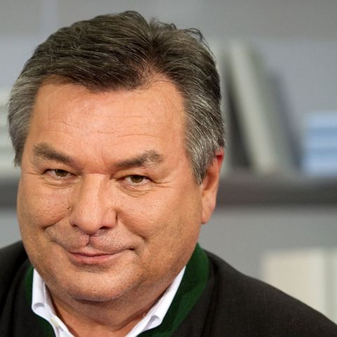 Kursiert im Fernsehen unter der Rubrik "Fußballexperte": Waldemar Hartmann