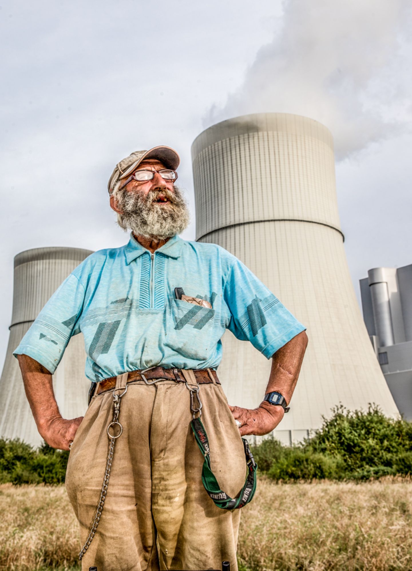 In Schwarze Pumpe, einem Ortsteil der brandenburgischen Stadt Spremberg, sind viele Menschen arbeitslos. Immerhin: Ein paar Schornsteine rauchen noch. Vattenfall hat ein neues Kraftwerk hier gebaut.