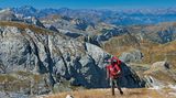 Etappe 60, im Marguareis-Massiv: Die "Piccole Dolomiti" sind eine faszinierende Karstlandschaft mit Weitblicken vom Mittelmeer bis zum Monte Rosa. Im Bild die Überschreitung des Passo delle Saline