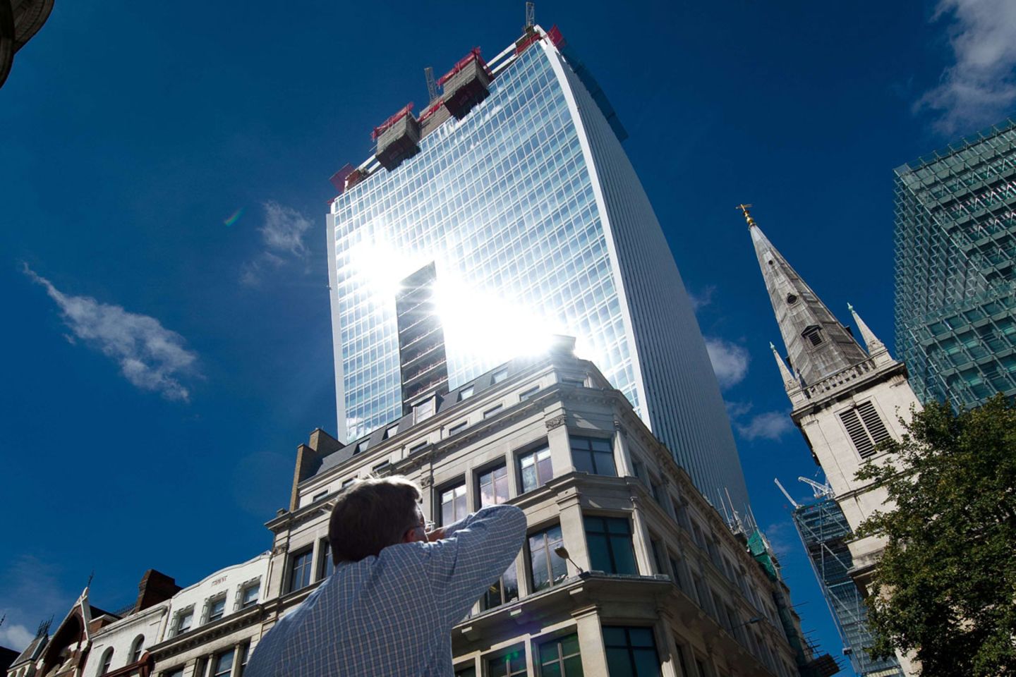 Sonnenreflektion: Hochhaus in London schmilzt Autos
