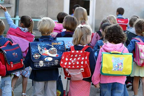 In diesem Jahr strömten wieder mehr Kinder am ersten Schultag in die Grundschulen