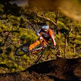 So muss man nicht fahren können, um Maloja-Kleidung gut zu finden. Sie ist auch für die Freizeit geeignet. Anstelle mörderischer Downhills kann man mit ihr auch die City erobern.