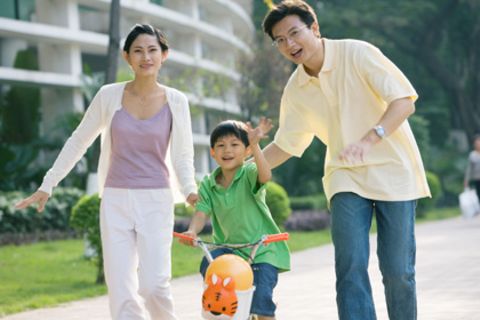 Vater, Mutter und bitte nur ein Kind: So sieht die ideale chinesische Familie aus - zumindest, wenn es nach der Staatsführung geht