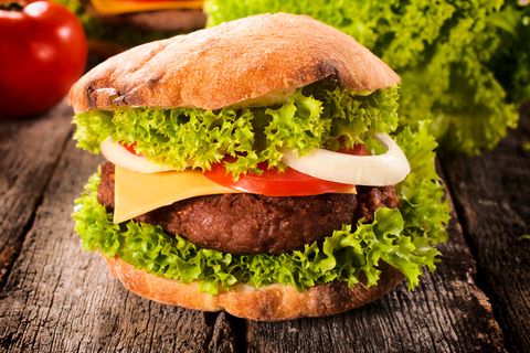 Hmmm, lecker: Saftiger Burger aus der Bratpfanne.