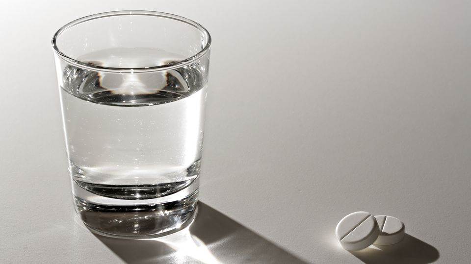 Schmerzlinderer oder Teufelszeug? Derzeit entflammt wieder eine Diskussion über Paracetamol und andere Wirkstoffe.