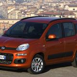 Die hohen Türen erleichtern den Einstieg. Vorn sitzt man im Panda sehr bequem