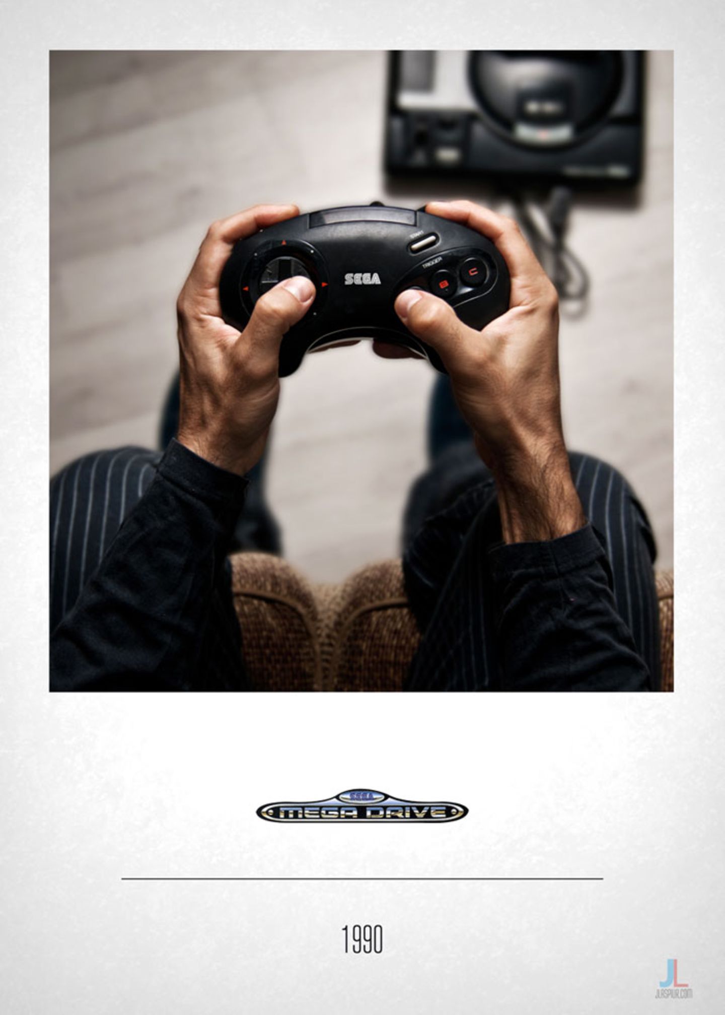 Kurvig: 1990 legte Sega mit dem Mega Drive nach. An der Form des Controllers würden sich noch viele Nachfolger orientieren.