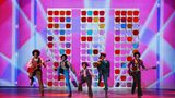 Die Erfolgsgeschichte von Motown ist inzwischen sogar zu einem Musical verarbeitet worden. Die Handlung dreht sich um die Romanze zwischen Label-Gründer Berry Gordy und der Sängerin Diana Ross.