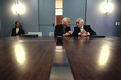 Männer unter sich: Einer Studie zufolge sind Frauen auf Chefpositionen in Deutschland die absolute Ausnahme