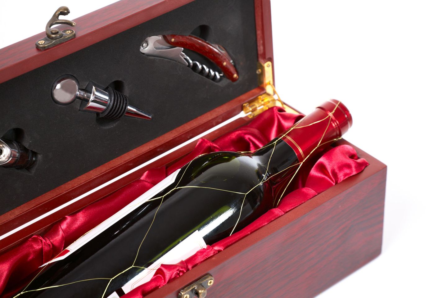 Die gute Flasche Wein, ein Klassiker unter den Weihnachtsgeschenken. Blöd nur, dass mitunter fieser Fusel (allerdings im mittleren Preissegment) verteilt wird. Im vergangenen Jahr bekamen 13 Prozent der Arbeitnehmer ein Fläschchen zum Fest.