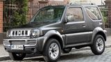 Der Suzuki Jimny ist zwar nicht unbedingt ein Hingucker, dafür aber ein zuverlässiges Arbeitstier. Besonders bei Jägern und Förstern erfreut sich der kantige Japaner großer Beliebtheit. Auf den untersuchten Webseiten fanden die Experten von AutoUncle 328 Inserate des Suzuki Jimny zu einem Durchschnittspreis von 7.990 Euro, bei im Mittel ca. 70.000 Kilometer Laufleistung. In der Cabrio-Version gibt es den Jimny etwa bei mobile.de auch schon für 5.490 Euro bei rund 80.000 abgerissenen Kilometern.