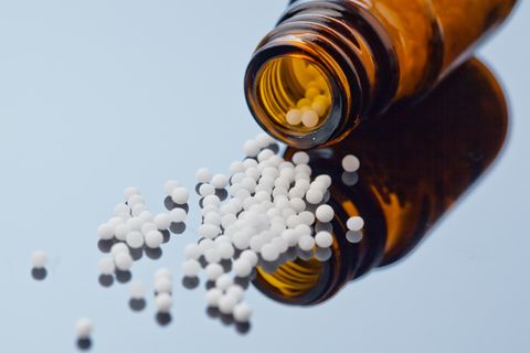Anwalt im Interview: Was Krebspatienten bei Alternativtherapien beachten sollten