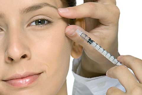 Botox - eine Spritze, die unter die Haut geht? Neue Untersuchungen legen das nahe