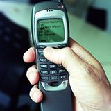 Im Jahr 1999 ist Nokias 7110 das erste Handy der Welt, das über den so genannten Wap-Standard Internetseiten abrufen kann - allerdings noch sehr rudimentär