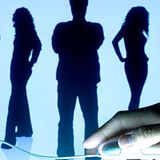 "Bildbearbeitungsprogramme tragen einen Teil der Schuld, da sie jedes Fettpölsterchen in Windeseile verschwinden lassen", folgert Daniel aus Crailsheim