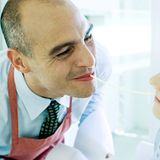 Nudeln: Günstiger    Ob "Napoli", "Bolognese" oder "Aglio e Olio" - Nudeln bleiben Nudeln. Und die sind jetzt ein wenig billiger: 1,8 Prozent sank der Preis im Vergleich zum Vorjahr