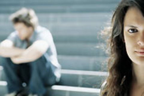Getrennt aber nicht geschieden: Wer in einer neuen Partnerschaft lebt, verliert das Recht auf Unterhalt