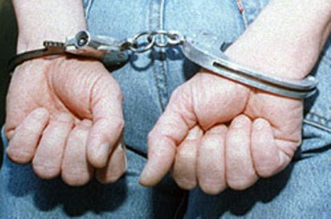 Im Fall der drei an Alkoholvergiftung gestorbenen Lübecker Schüler hat es eine dritte Festnahme gegeben