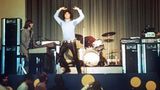 Rock mit Schweißfleck: Jim Morrison von den Doors lieferte Provokationen am laufenden Band. 1971, ein Jahr nach Auflösung der Band, starb er in Paris, vermutlich an einer Drogen-Überdosis