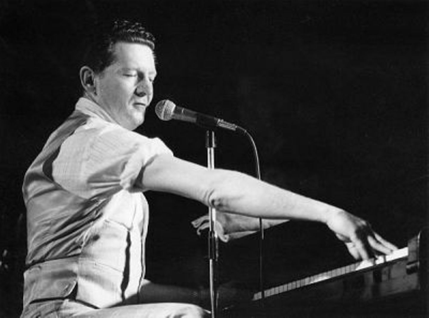 "Great Balls of Fire": Wenn Jerry Lee Lewis das Klavier bearbeitete, hatte das mit dem Spiel klassischer Konzertpianisten nicht die geringste Ähnlichkeit