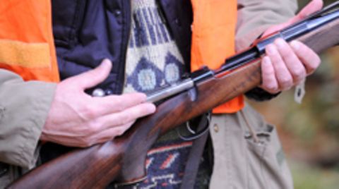 Ein Schütze lädt durch: Lobbygruppen kämpfen gegen Totalverbot großkalibriger Waffen