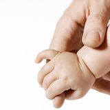 "Es ist gut für die Mutter-Kind-Bindung, wenn das Kind noch längere Zeit nach der Geburt auf die Mutter angewiesen ist. Und das ist wichtig für die spätere Versorgung der Eltern im Alter durch die Kinder", meint H. Albert aus Münster