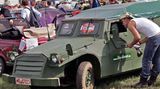 Ein zum Schützenpanzer umgebauter Trabant aus dem Jahr 1972