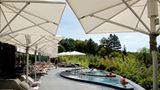 Die Terrasse vor dem Spa im Sonnenlicht: Züricher können dem Spa Club gegen eine Aufnahmegebühr von 7000 SFr betreten