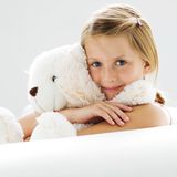 Eigentlich ist das Duzen von Kindern ungrecht, meint Annette: "Kinder sind klein, werden verniedlicht und können sich nicht dagegen wehren."