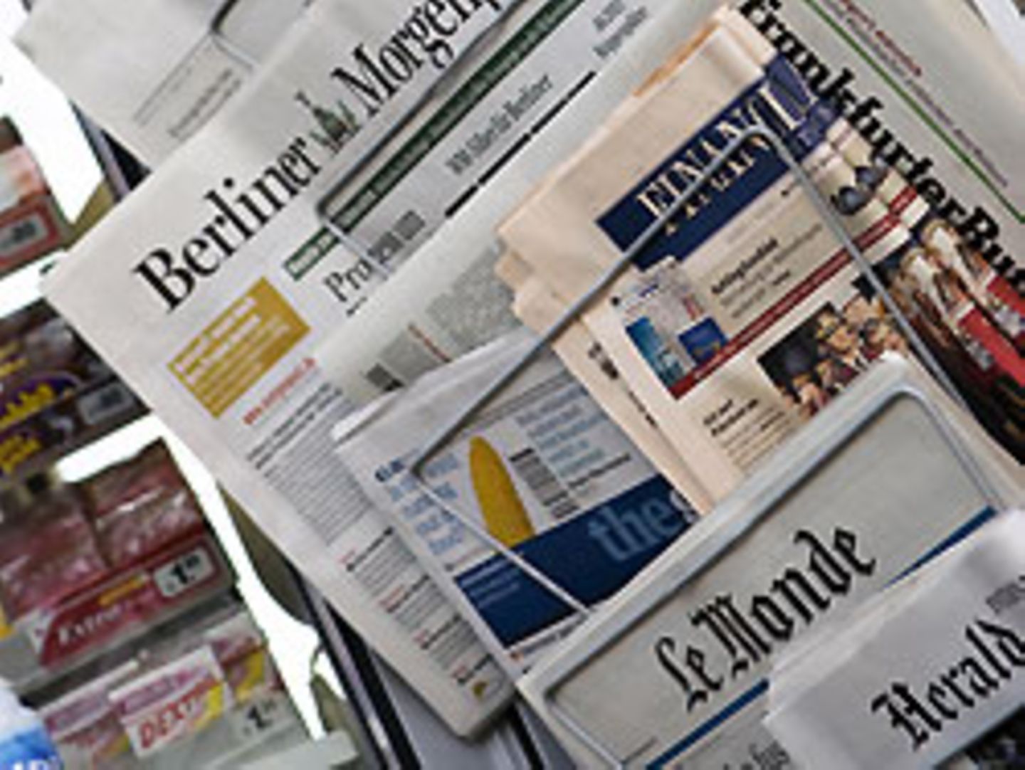 Gewinneinbruch bei "USA Today", Milliardenschulden beim "Tribune": Auch die deutschen Zeitungsverleger machen sich Sorgen um ihre Auflagen