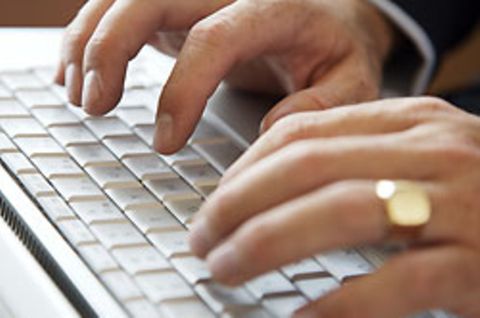 Das Recht am eigenen Bild hindert die Kinderporno-Fahnder, Opfer und Täter zu ermitteln