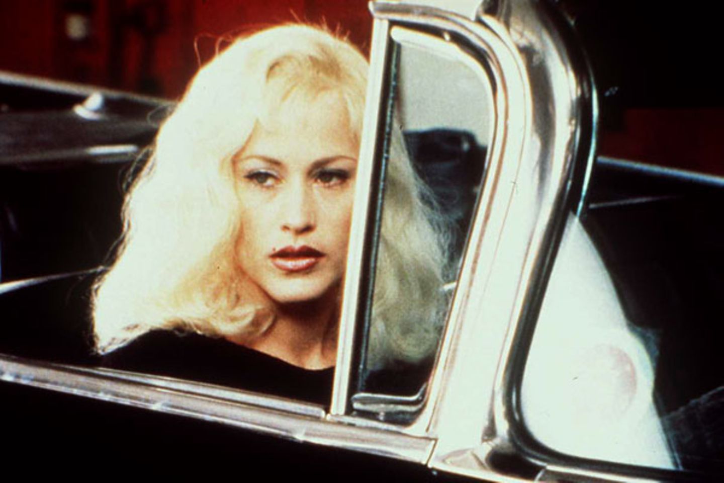 Patricia Arquette als Alice Wakefield in "Lost Highway" (USA/Frankreich 1997). Dieser Film mutete selbst eingefleischten Lynch-Fans einiges zu. Eine Zeitung schrieb 1997 dazu: "Ein Muss für alle, die nicht ins Kino gehen, um Erfahrungen zu machen, sondern Rätsel zu lösen"