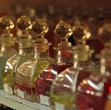 Testen Sie Parfüms vorher auf Verträglichkeit oder verzichten Sie darauf