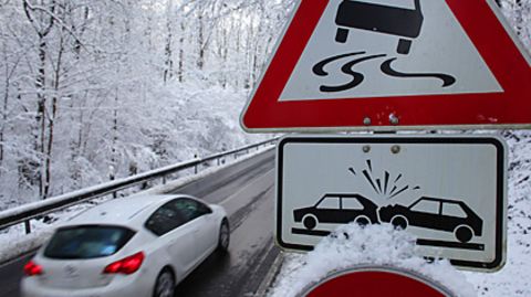 Autofahren im Winter: Sicher durch Eis und Schnee