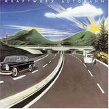 Deutschlands einflussreichster Musikbeitrag der 70er Jahre: Kraftwerk gelten mit ihren synthetischen Sounds und minimalistischen Strukturen als Wegbereiter des Techno. Und mit Autobahn gelang der Düsseldorfer Formation ein Hit über einen deutschen Mythos.