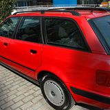Der Lohn nach fünf Stunden: Spätestens nach der Versiegelung kann sich der Audi 80 wieder sehen lassen. Ehrlicherweise muss gesagt werden, dass so ein Härtefall mehr Arbeitszeit benötigt, um die Versäumnisse von Jahren fachgerecht zu entfernen.