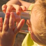 Bréhant aus Bad Homburg geht die Frage medizinisch an: "Die Größe des Glases/der Tasse entspricht dem Gesundheitsfaktor. Kaffee ist schädlich, während Saft gesund ist"