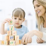 Ein vierjähriges Kind stellt täglich etwa 400 Fragen