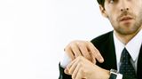 1. Seien Sie pünktlich. Die Frau darf sich verspäten - Sie nicht