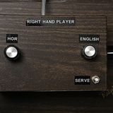 Ein Controller des Prototyps. Beim ersten Spiel "Table Tennis" steuerte der linke Drehknopf die horizontale Bewegung des Schlägers. Der Regler an der rechten Seite ist für die vertikale Richtung zuständig. Der Knopf "Serve" besorgt den Aufschlag