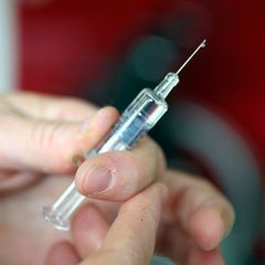 Die Ampullen für die Betäubung enthalten einen Wirkstoff, der dem Kokain ähnelt