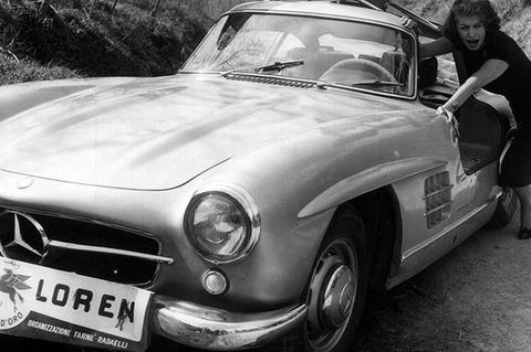 Der Flügeltürbenz in der Nähe von Rom. Sophia Loren war die stolze Besitzerin