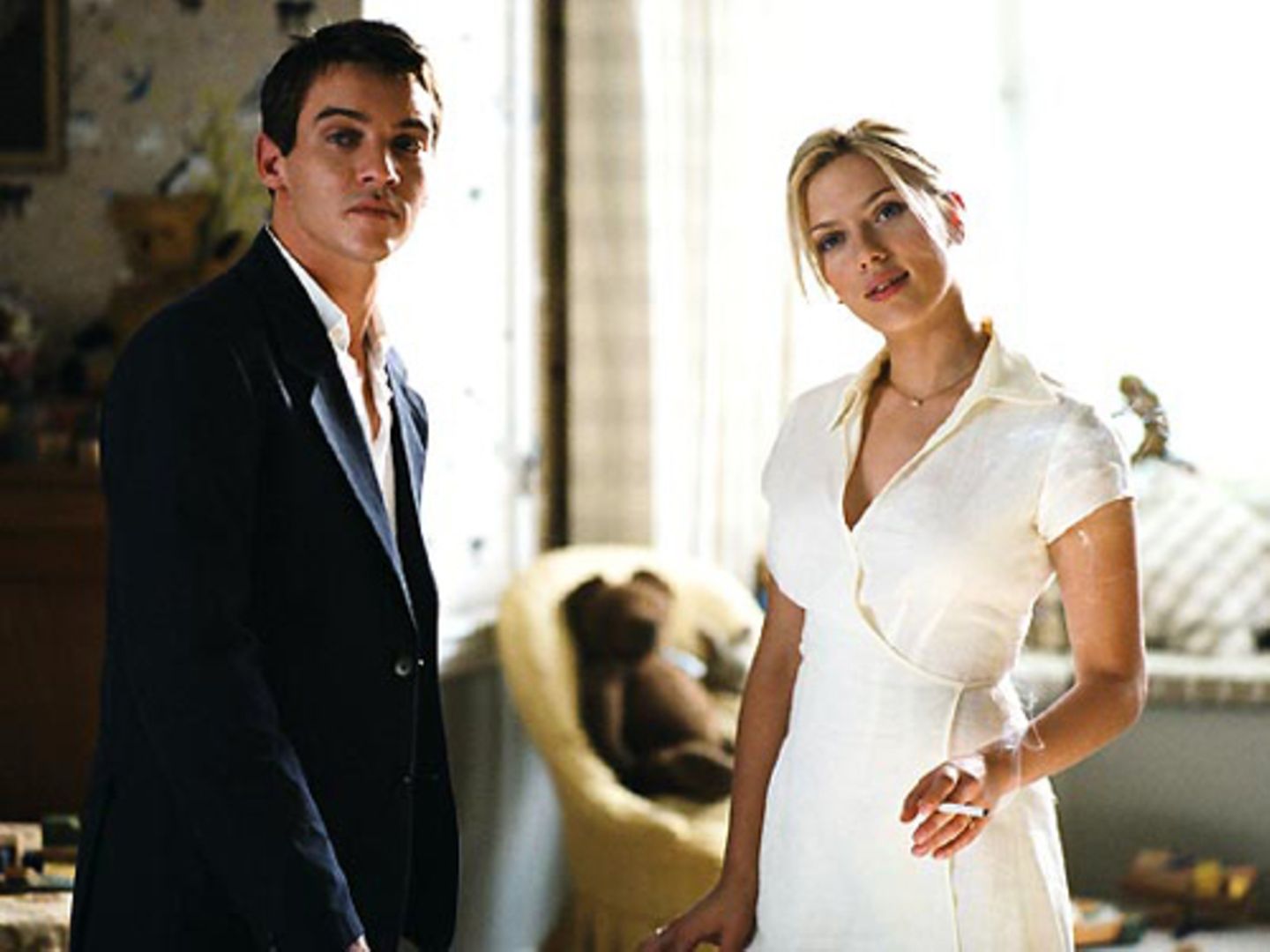 Eine verhängnisvolle Begegnung: Chris (Jonathan Rhys Meyers) trifft Nola (Scarlett Johansson) im Hause seiner Schwiegereltern in spe