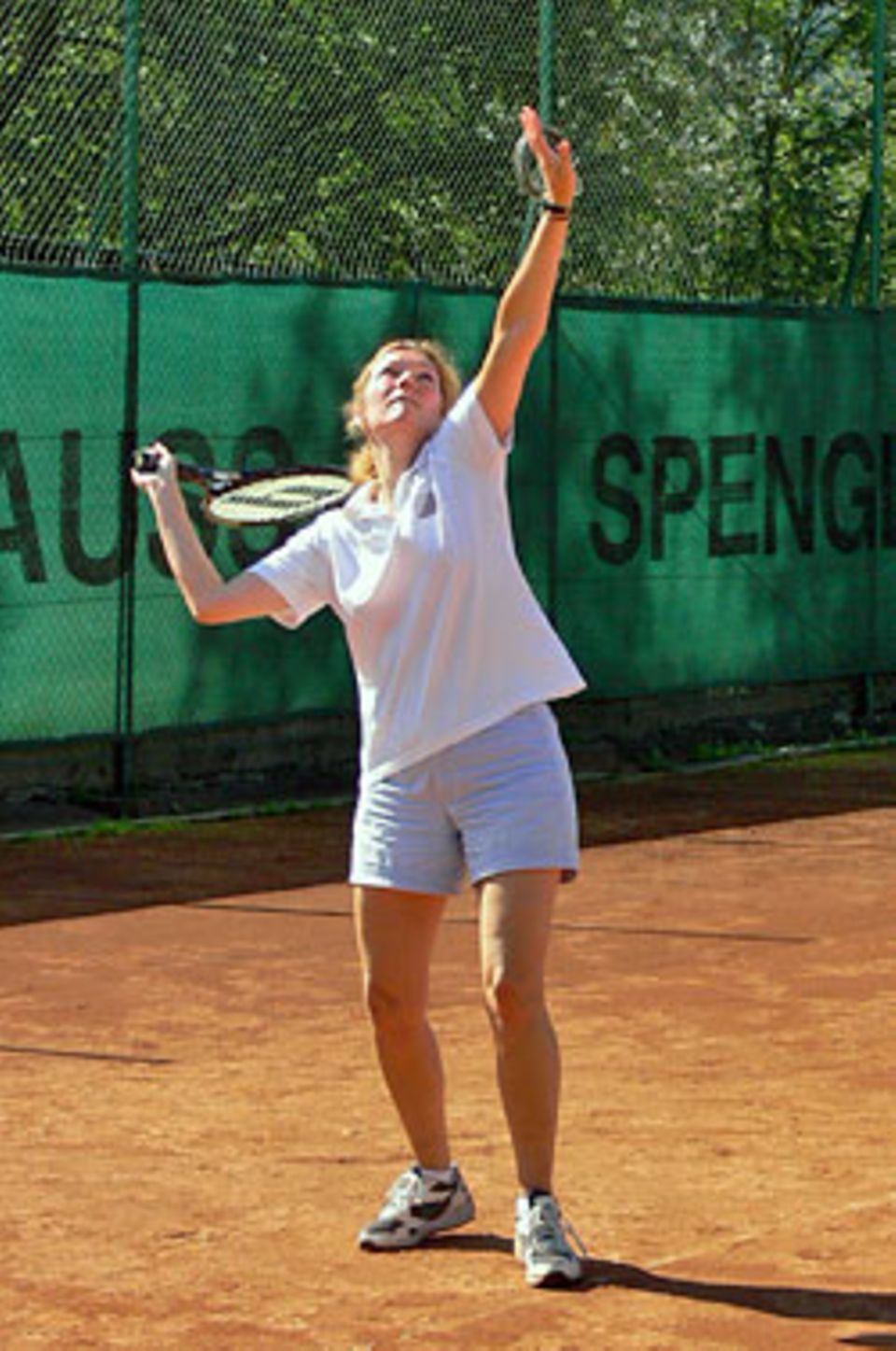 Wachkoma-Patienten können sich in Gedanken vorstellen, dass sie Tennis spielen - ihre Hirnaktivitäten gleichen denen gesunder Menschen