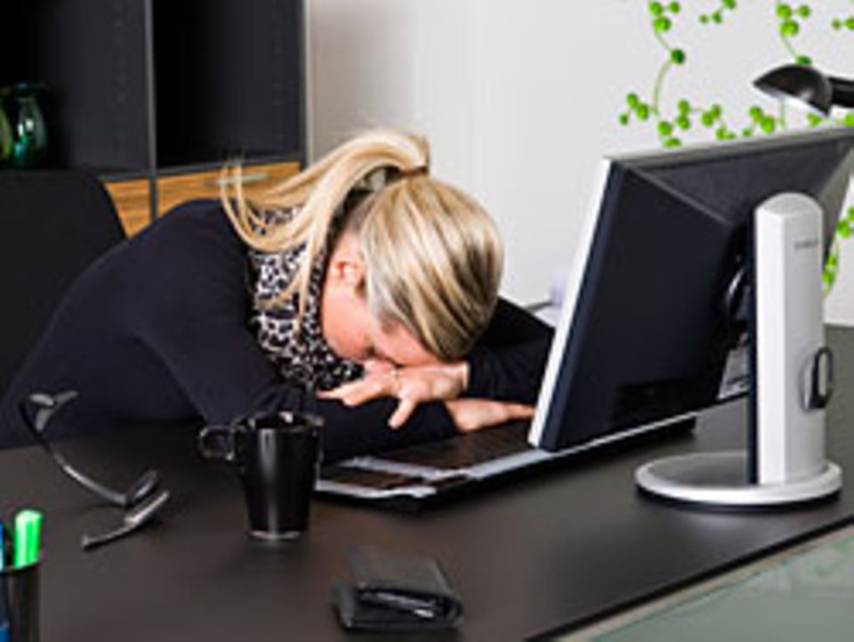 6 Wochen Krank 1 Tag Arbeiten Wieder Krank Forum Gesundheitsmonitor: Fast jeder Zweite geht krank zur Arbeit | STERN.de