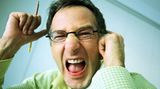 "Geot" sieht die Werbanrufe sogar als Hobby an: "Immer wieder mit Zwischenfragen unterbrechen, niemals 'Ja' sagen, persönliche Details des Anrufers erfragen, [...] dem Anrufer Zeit rauben, ihm selber versuchen etwas zu verkaufen: Das kann sehr unterhaltsam sein!"