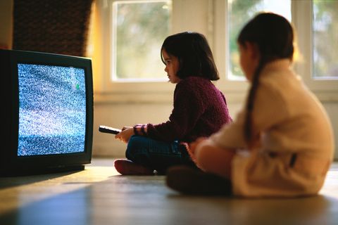 Kinder nehmen sich rauchende Filmhelden zum Vorbild